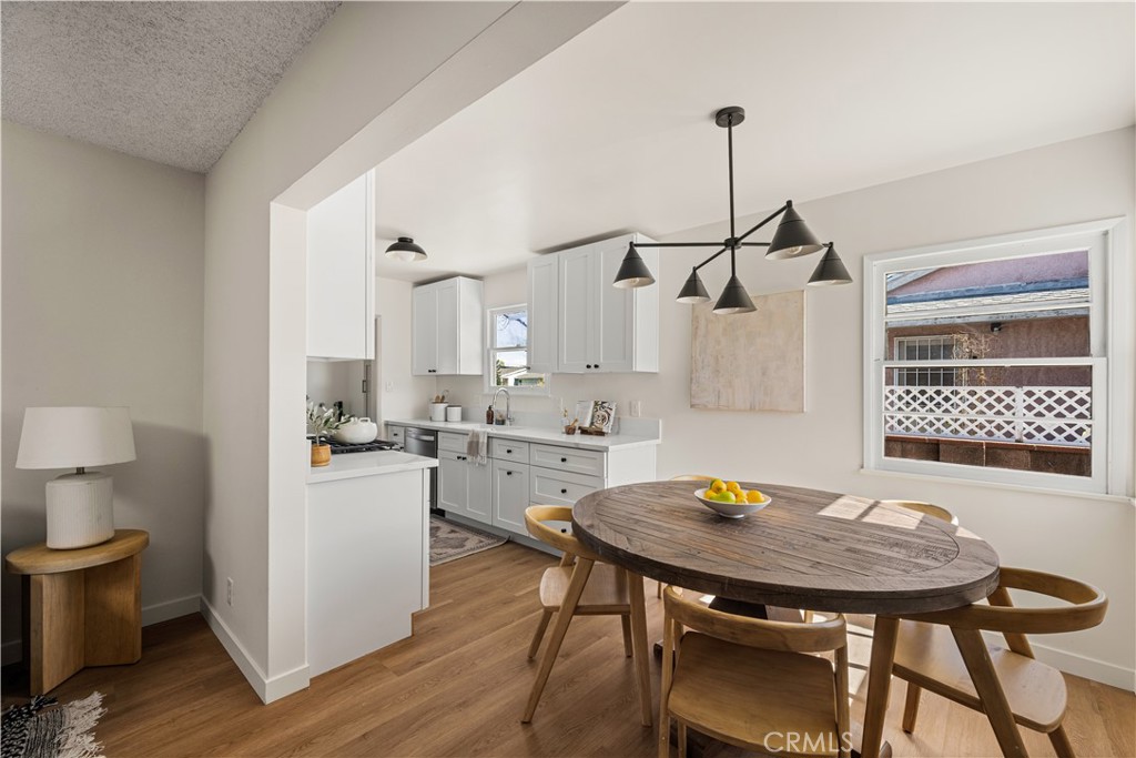 6102 Charlwood Street