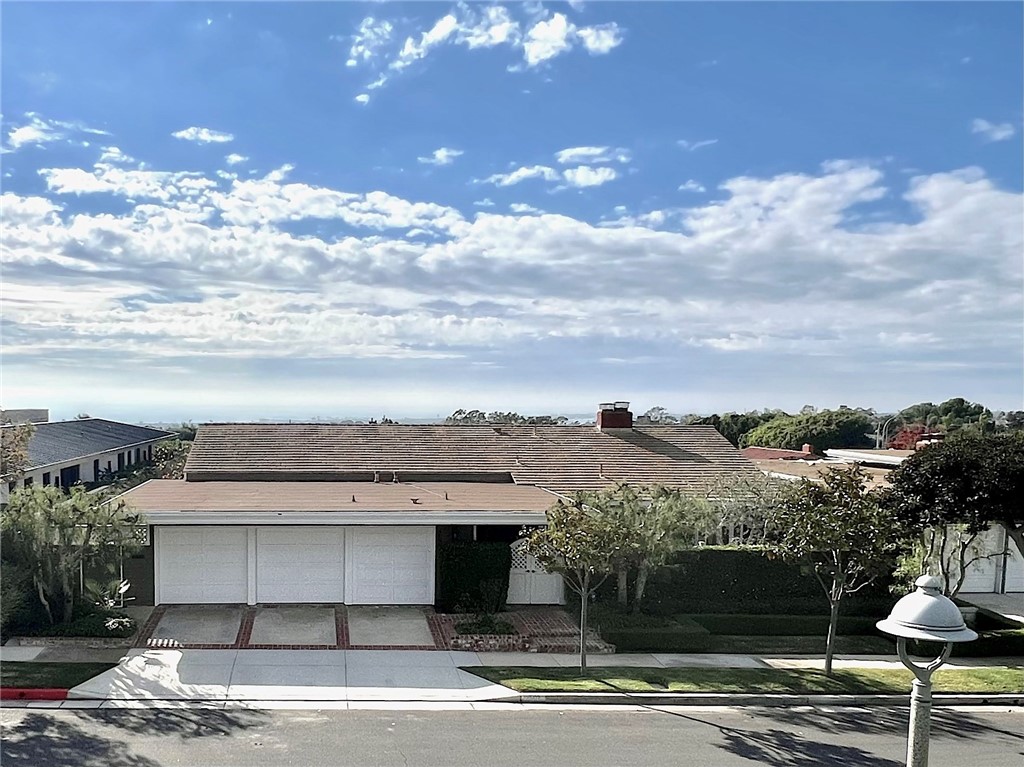 2507 Blue Water Drive