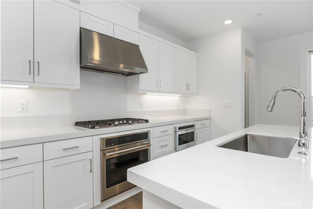 Calla (CALLA5P) - Residential Lease