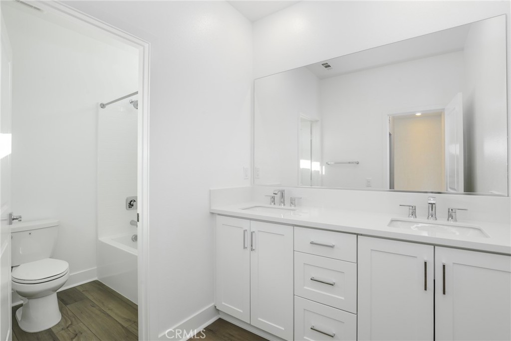 Calla (CALLA5P) - Residential Lease