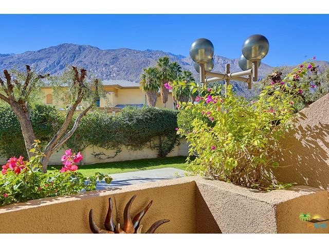 Plaza Villas - Residential