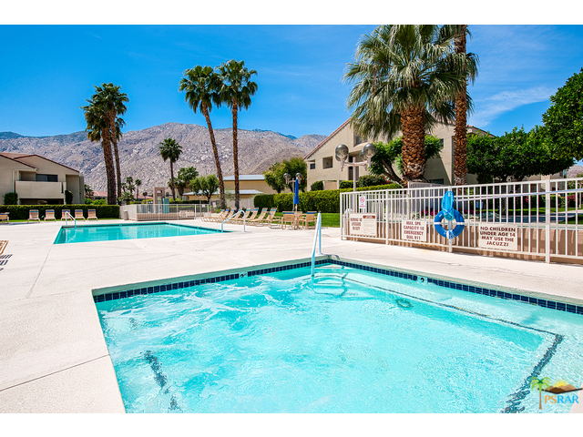 Plaza Villas - Residential