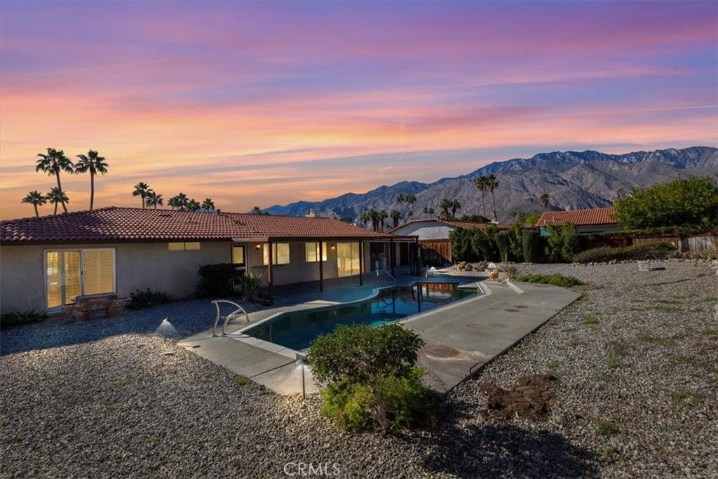Photo of 2250 Tamarisk Rd, Palm Springs, CA 92262 (MLS # DW26007320)