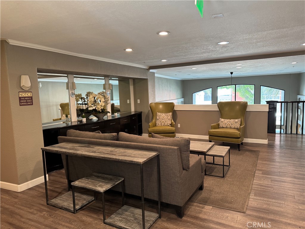 838 Pine Avenue 309