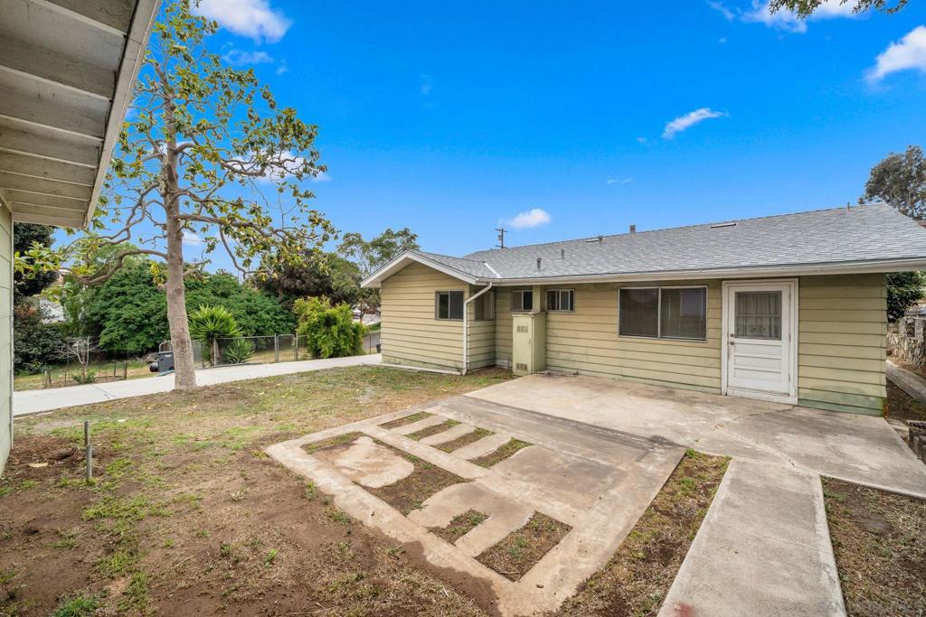3103 Alta Dr