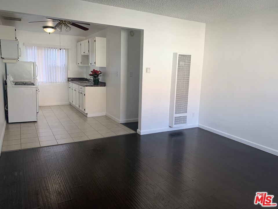 1330 S WILTON Place 9