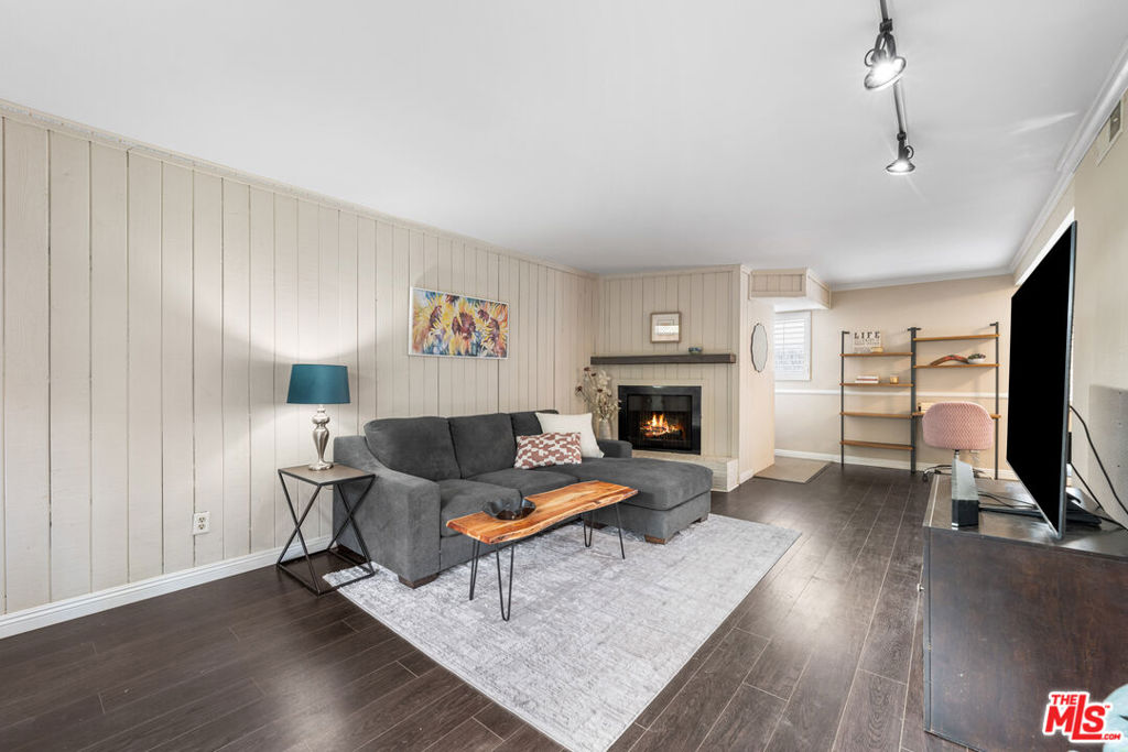 12930 Valleyheart Drive 4