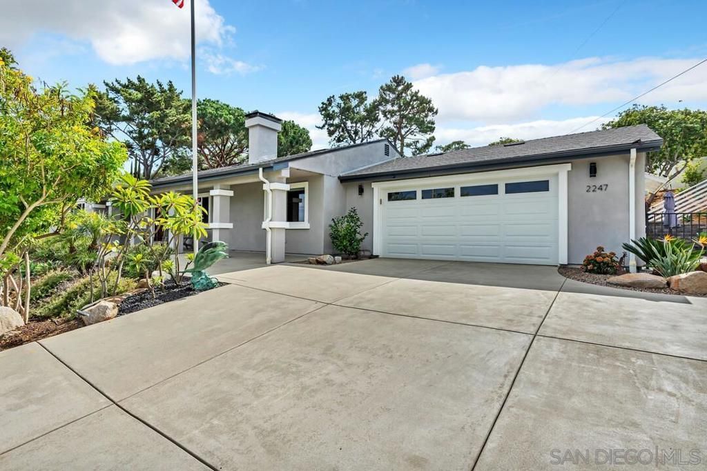 Photo of 2247 Johnston Rd Rd, Escondido, CA 92029 (MLS # 250041488SD)