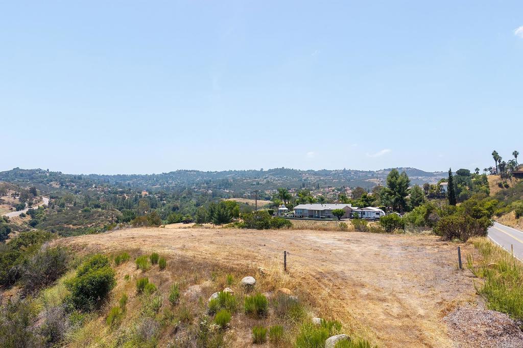 196 ARNOLD WAY