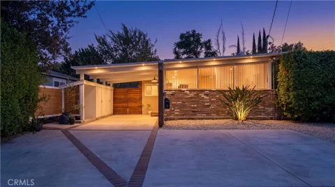 18527 Napa Street, Northridge, CA 91324 - MLS#: CV26190354