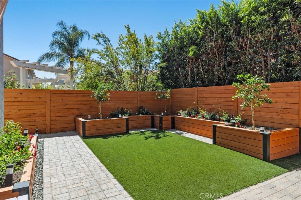 8 National Place, Irvine CA 92602 - Photo 40