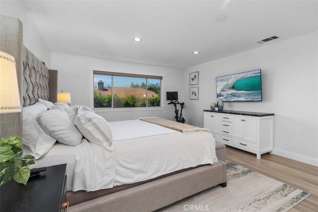 8 National Place, Irvine CA 92602 - Photo 27