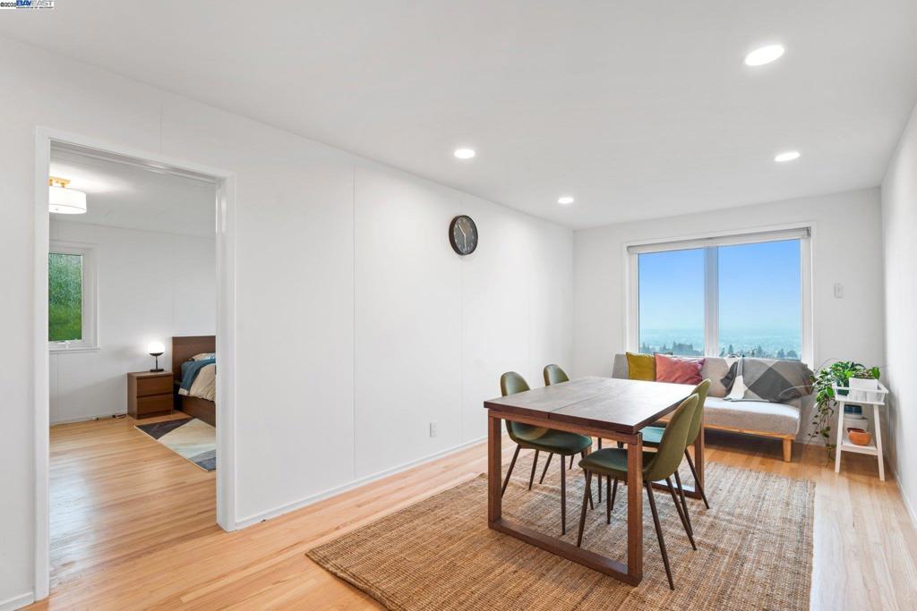 PIEDMONT PINES - Residential