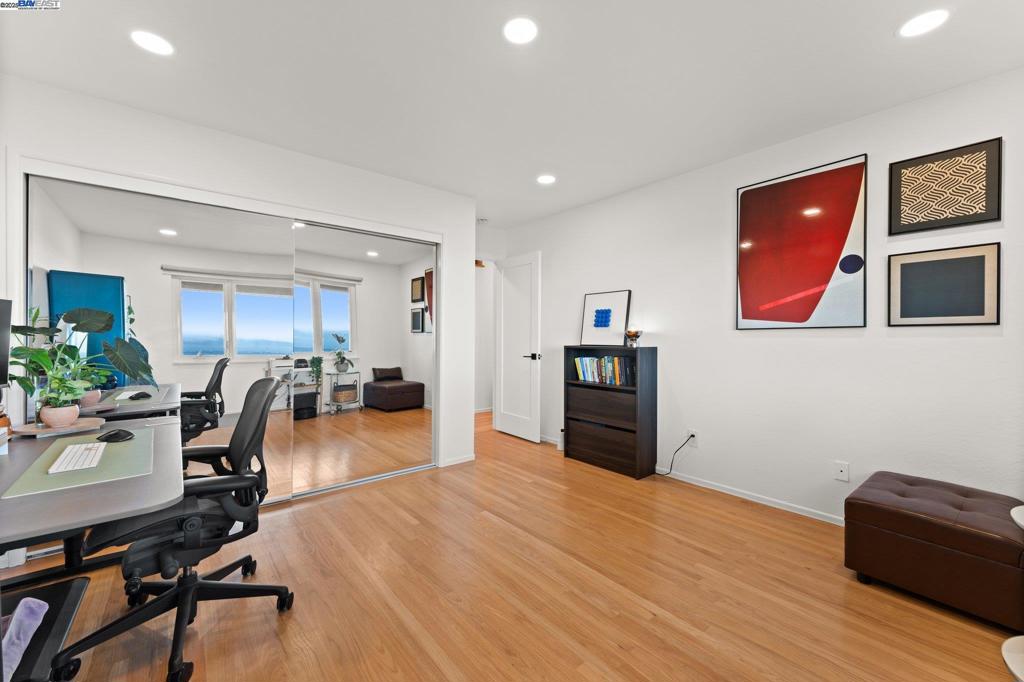 PIEDMONT PINES - Residential