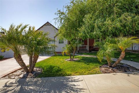 Photo of 523 E Fairmount RD, Burbank, CA 91501 (MLS # GD26104462)