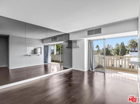 Photo of 999 N Doheny Drive #311, West Hollywood, CA 90069 (MLS # 26633011)