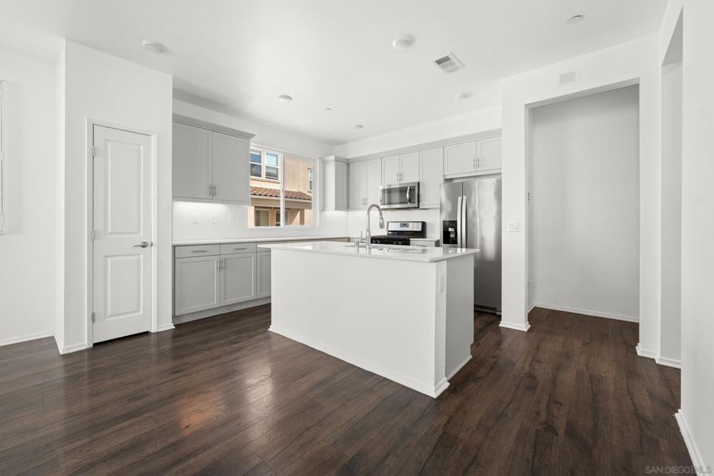 San Diego - Residential Lease