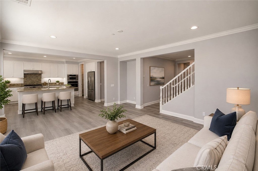 52 Shadowbrook, Irvine CA 92604