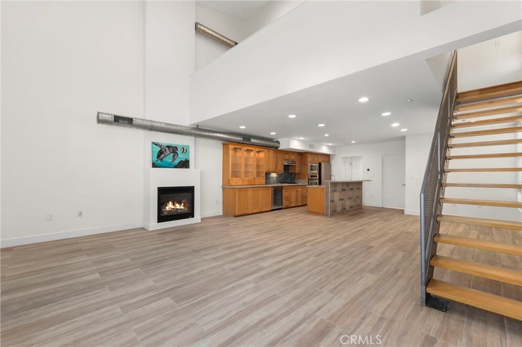 568 S Brea Boulevard