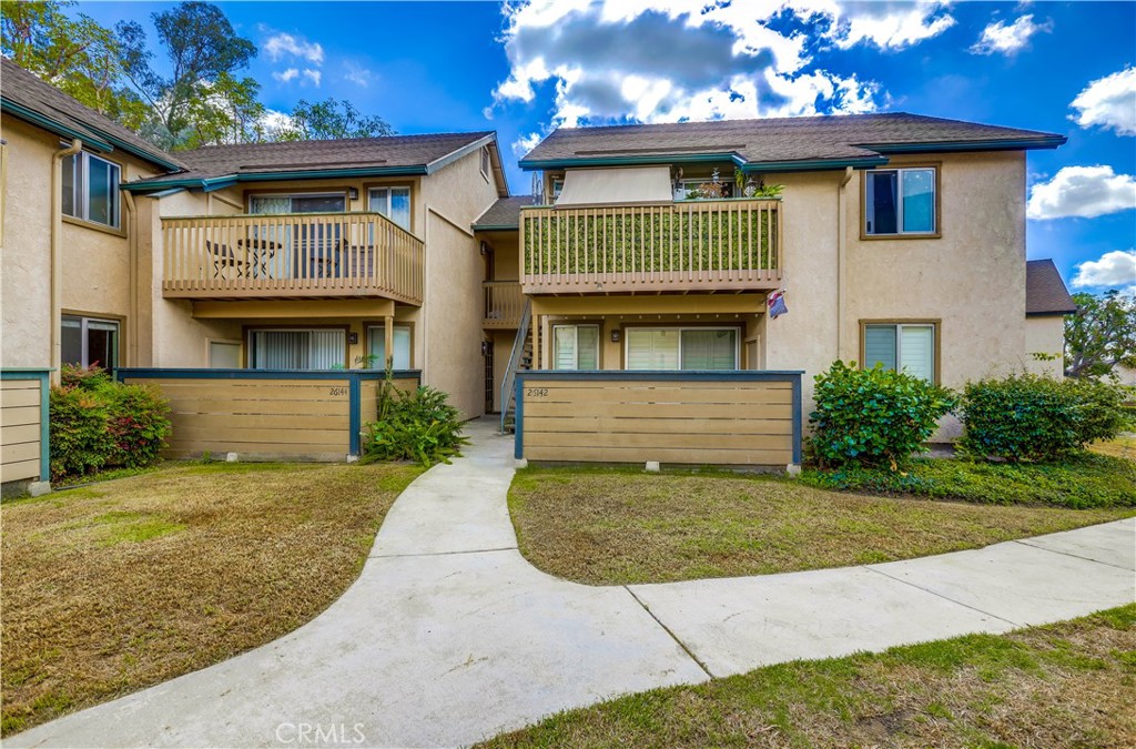 Serrano Creek Villas (SO) - Residential