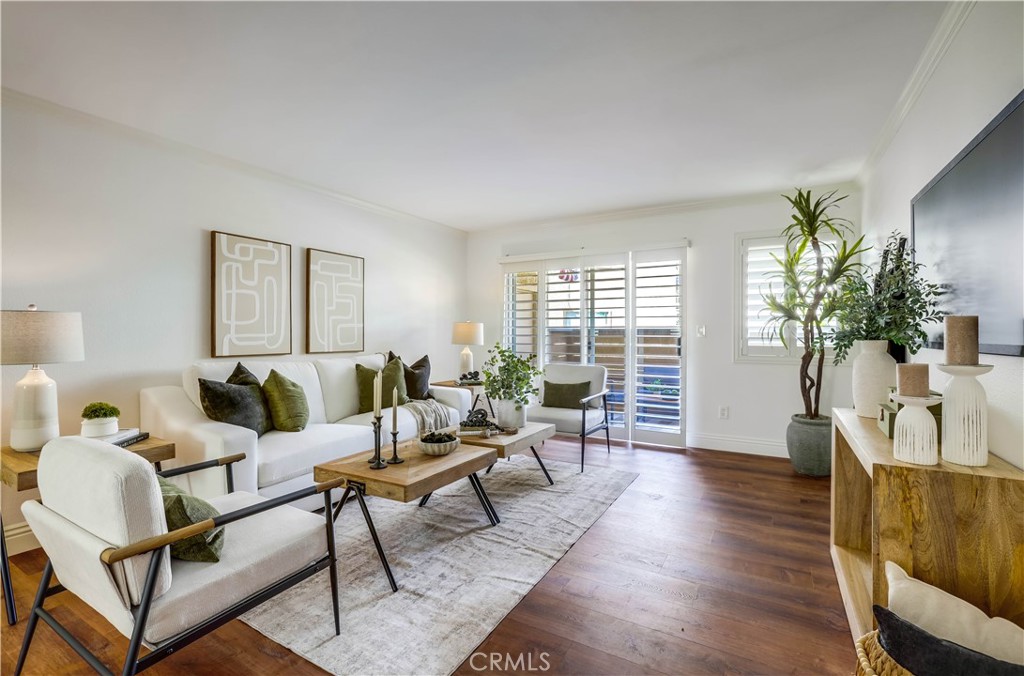 Serrano Creek Villas (SO) - Residential
