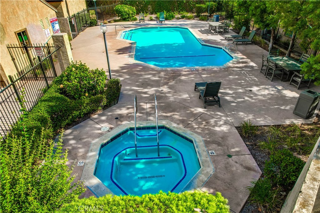 Serrano Creek Villas (SO) - Residential