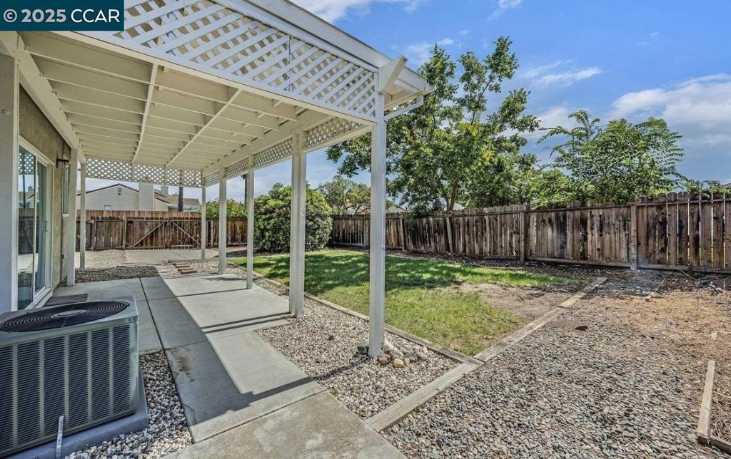 VINTAGE PARKWAY - Residential