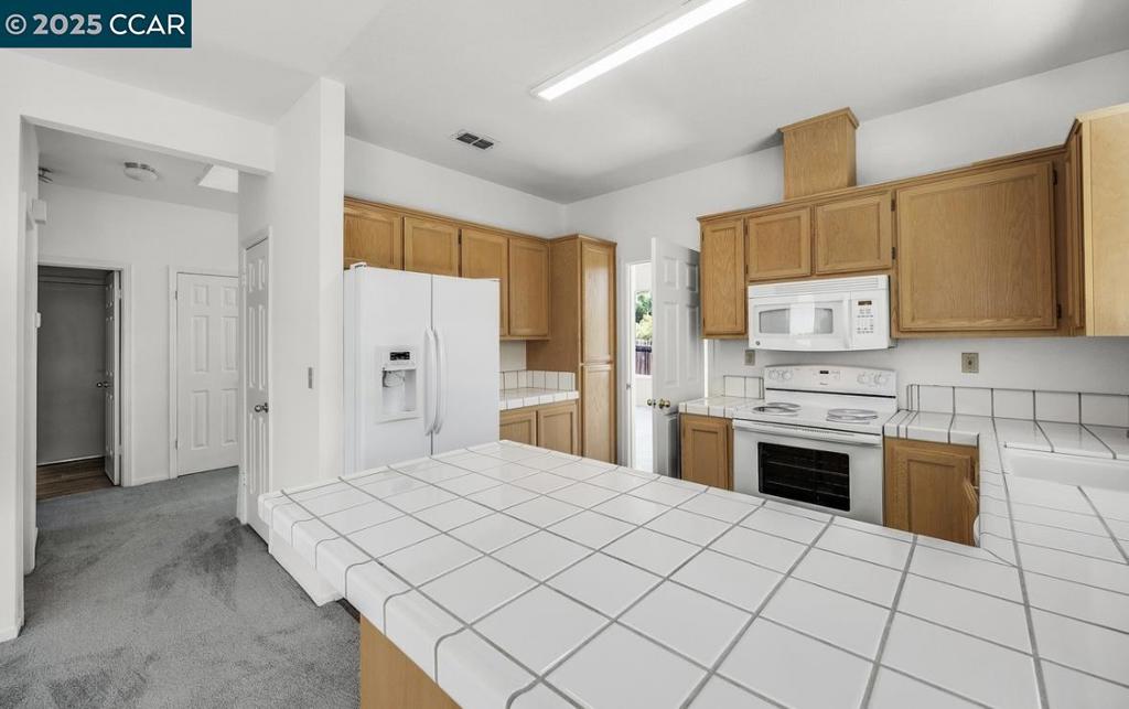 VINTAGE PARKWAY - Residential