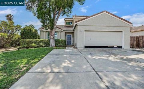 Photo of 336 Lakespring Pl Pl, Oakley, CA 94561 (MLS # 41115542) Photo of 336 Lakespring Pl Pl, Oakley, CA 94561 (MLS # 41115542)