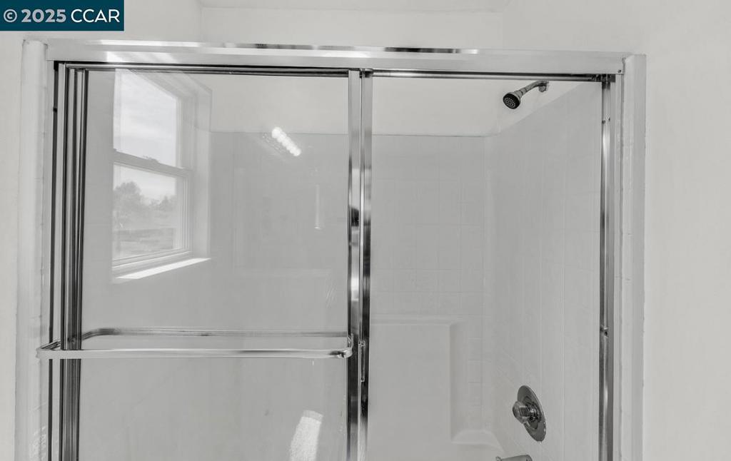 VINTAGE PARKWAY - Residential