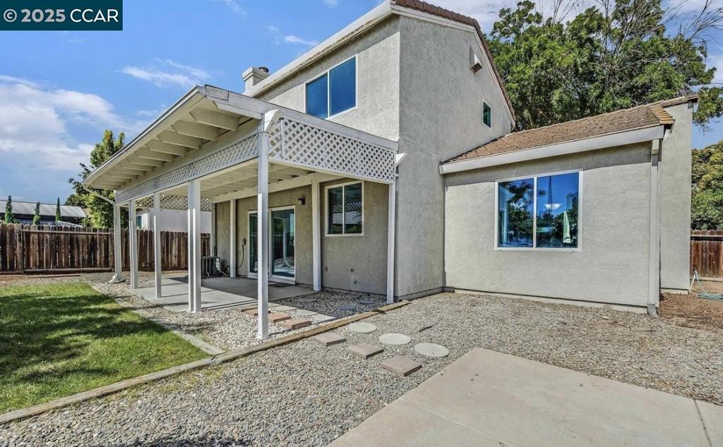 VINTAGE PARKWAY - Residential