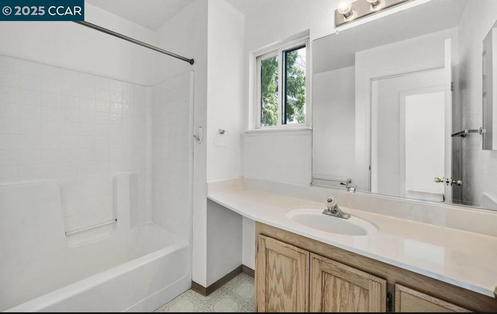 VINTAGE PARKWAY - Residential