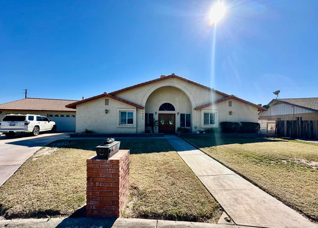 Photo of 1053 Catalina Drive, Blythe, CA 92225 (MLS # 219142706DA)