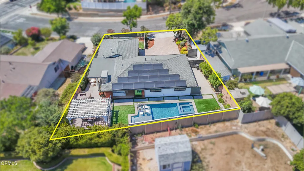 Newbury Park, California 91320, United States, 3 Bedrooms Bedrooms, ,2 BathroomsBathrooms,Residential,Active,165565