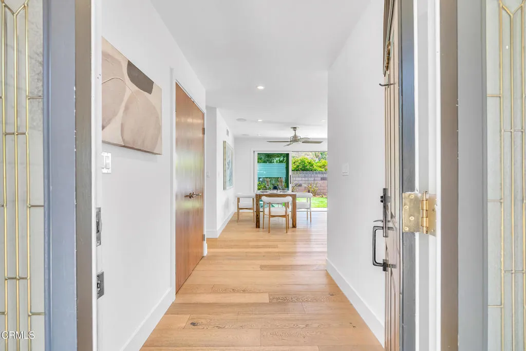 Newbury Park, California 91320, United States, 3 Bedrooms Bedrooms, ,2 BathroomsBathrooms,Residential,Active,165565