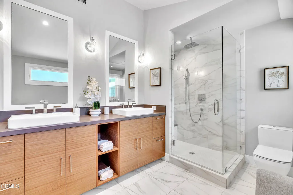 Newbury Park, California 91320, United States, 3 Bedrooms Bedrooms, ,2 BathroomsBathrooms,Residential,Active,165565