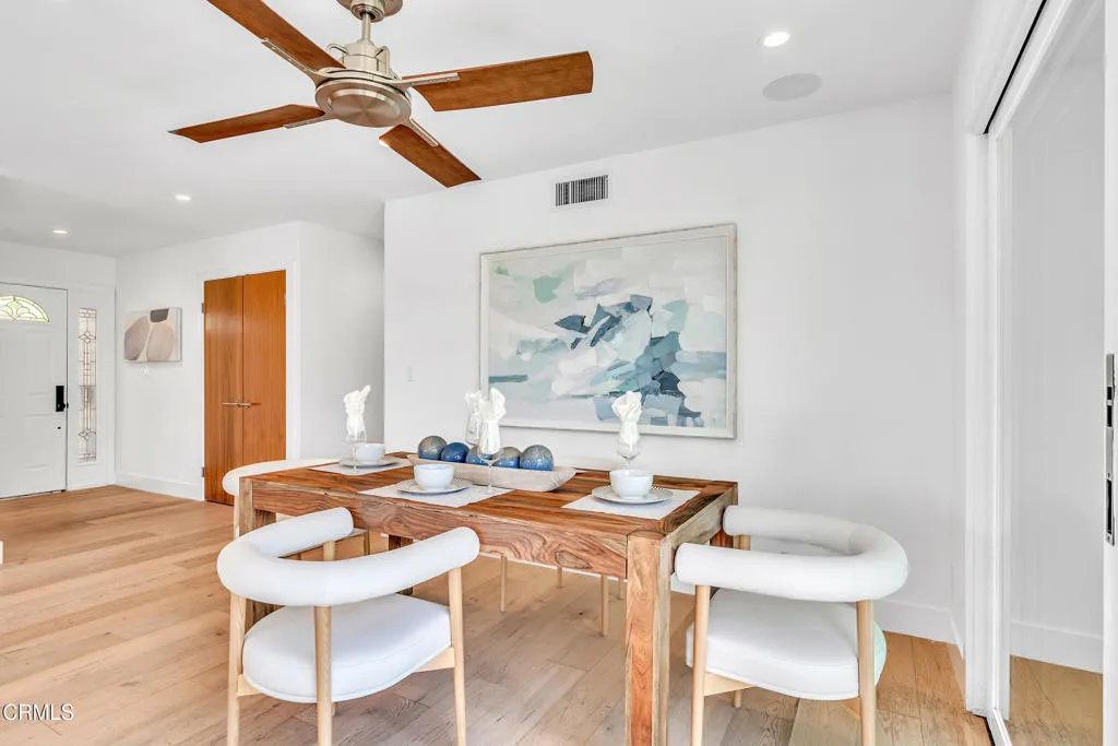 Newbury Park, California 91320, United States, 3 Bedrooms Bedrooms, ,2 BathroomsBathrooms,Residential,Active,165565