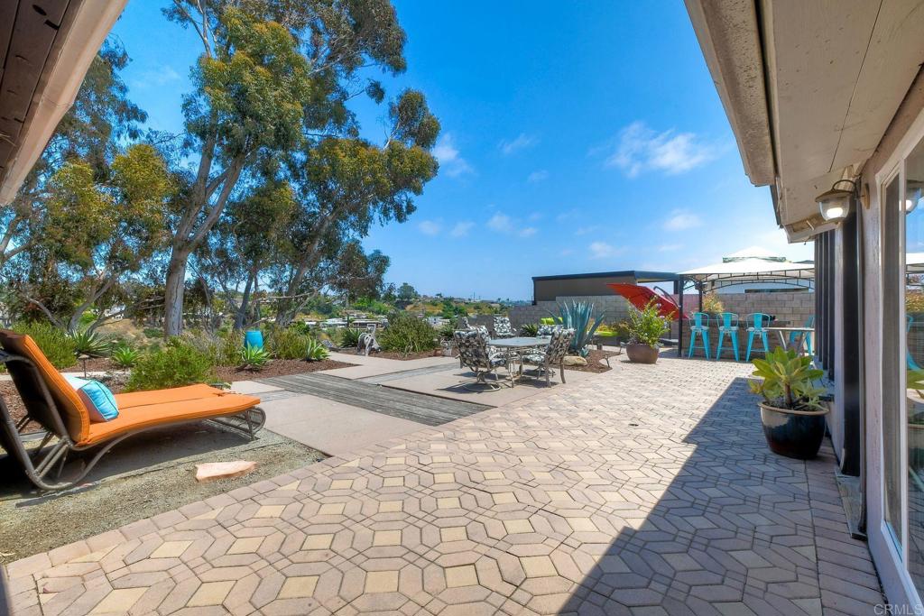 2581 Meadow Lark Dr.