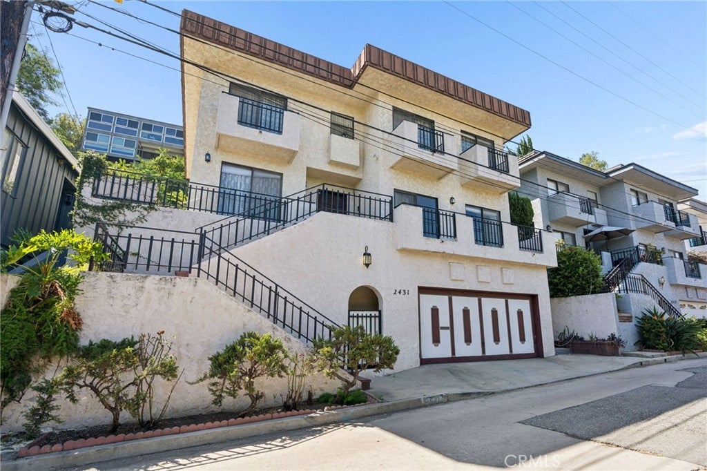 2431 Claremont