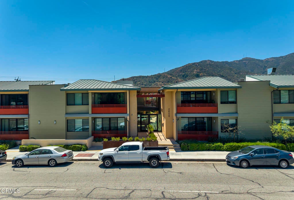 2608 Honolulu Avenue 311
