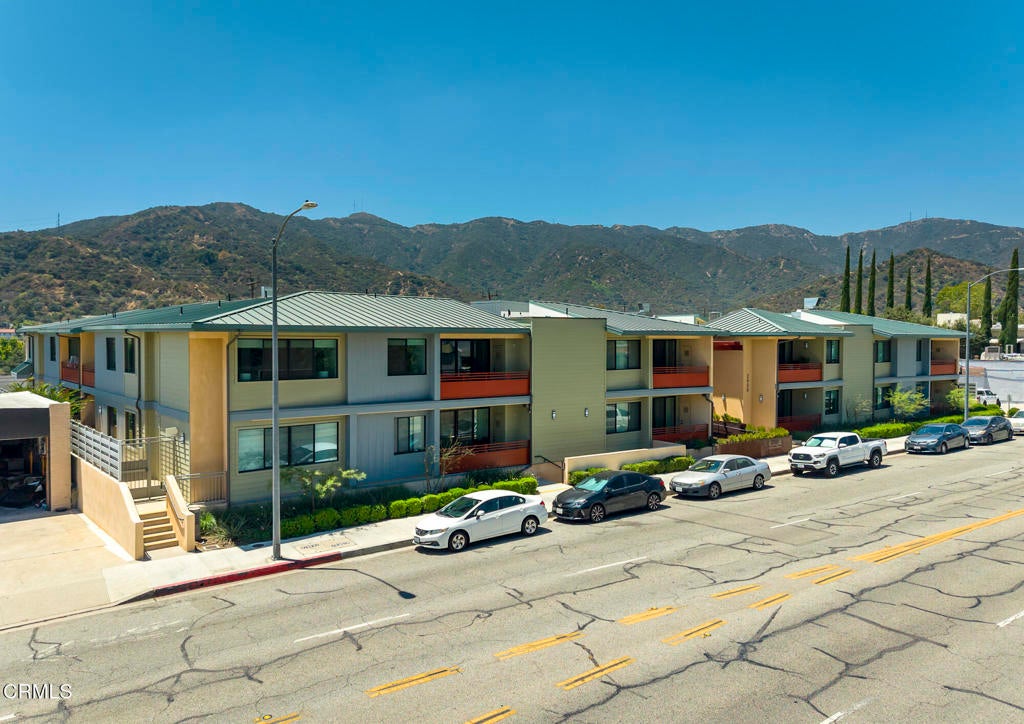 2608 Honolulu Avenue 311, Montrose CA 91020