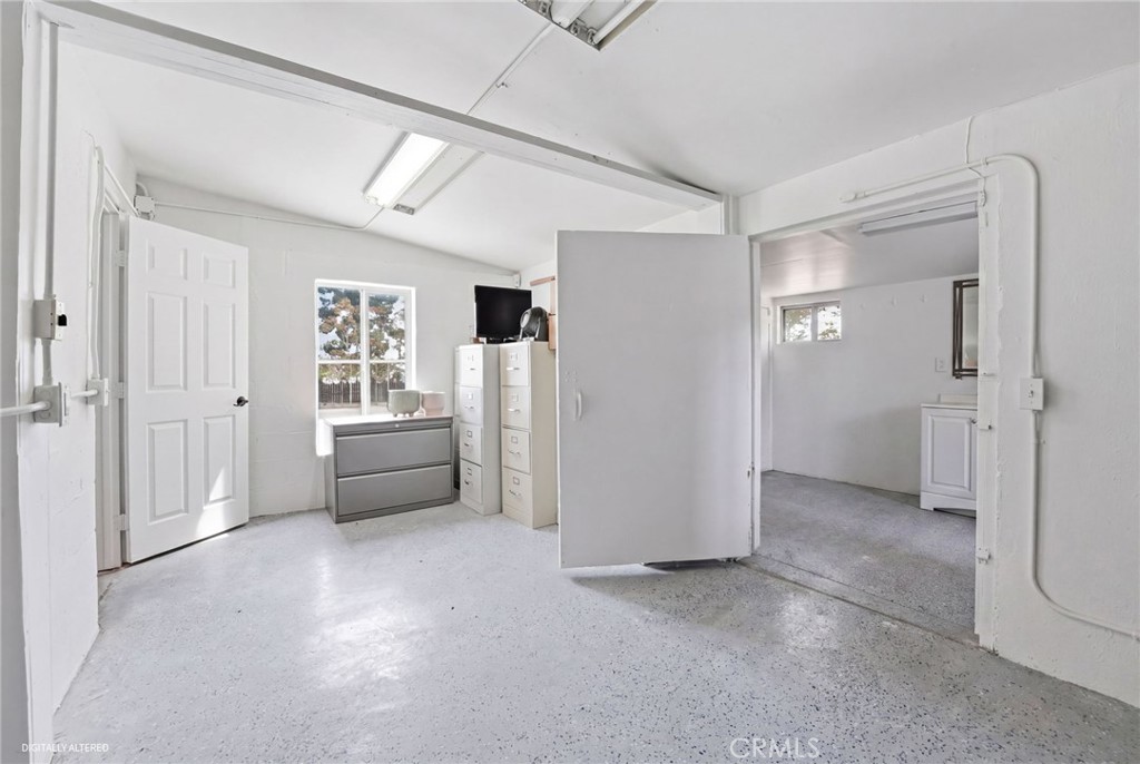 10043 Beaumont Avenue