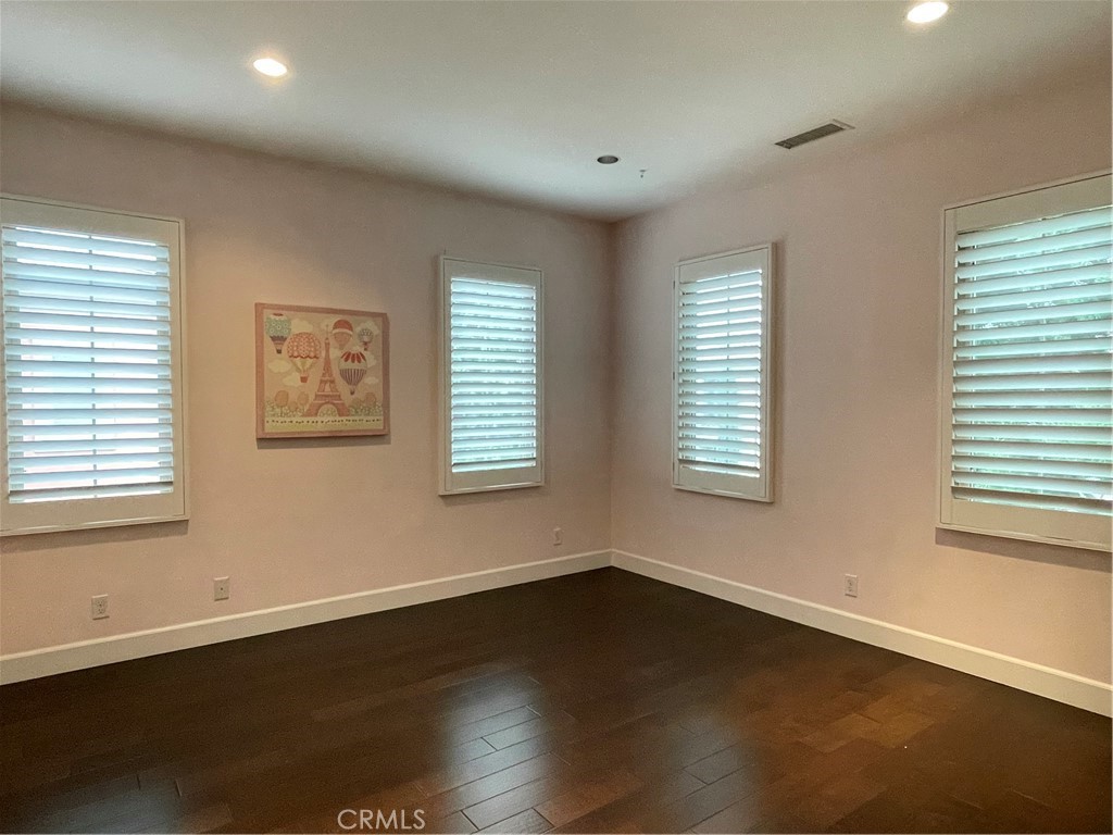 MAGNOLIA (CVMAG) - Residential Lease