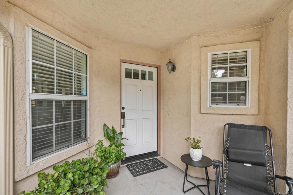 971 Somerset Ct. Ct F, Chula Vista CA 91915