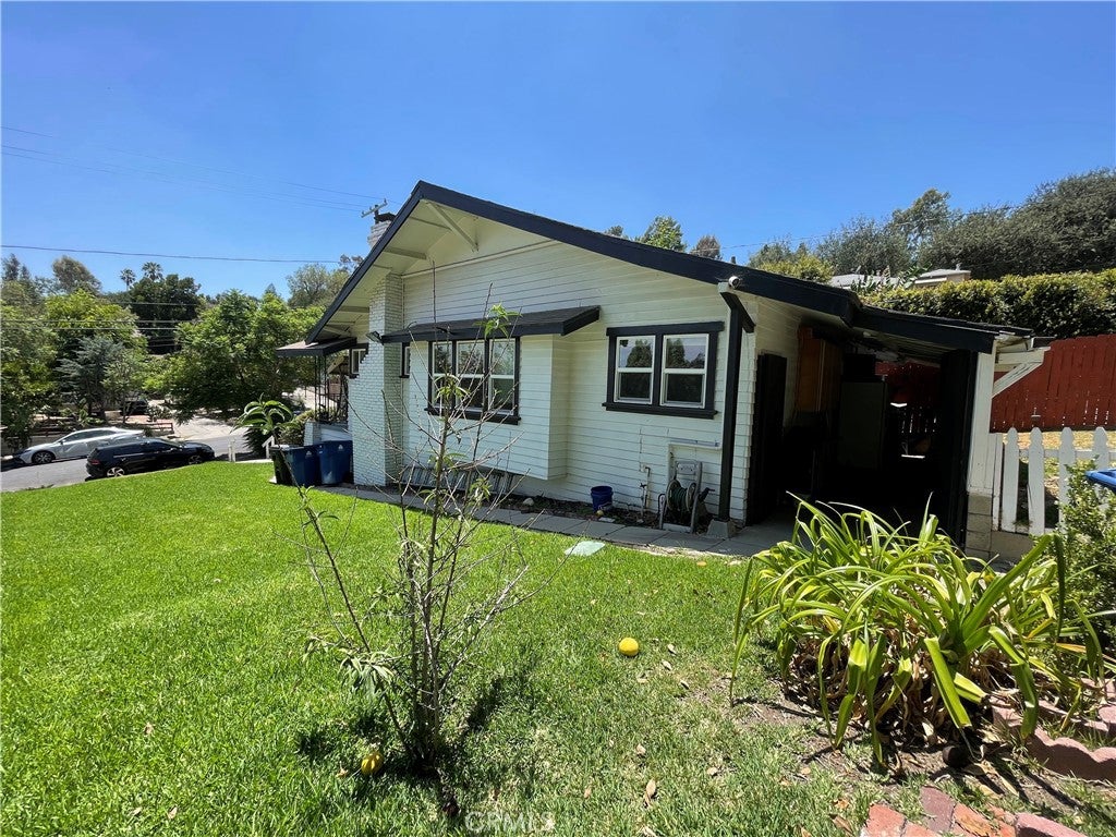 5903 Tipton Way
