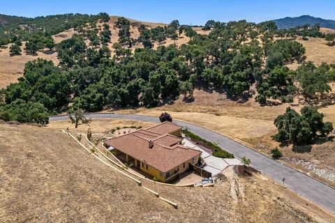 Tiny photo for 9805 steelhead rd Rd, Paso Robles, CA 93446 (MLS # NDP2603938)