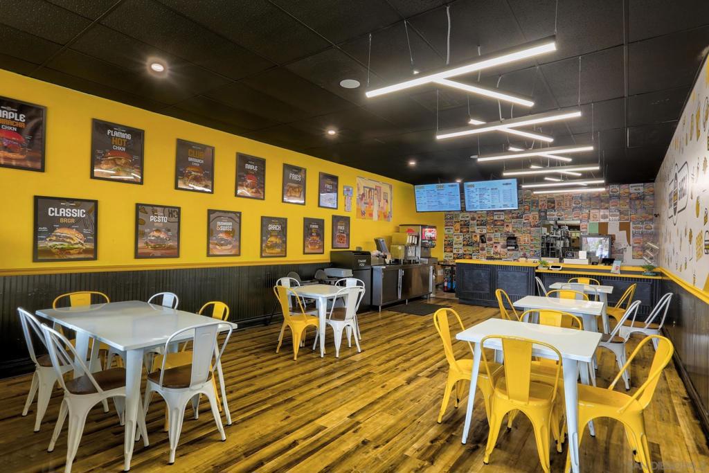 2335 E. Valley Pkwy, unit E