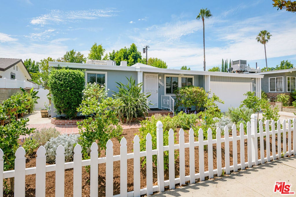 13138 Welby Way, Los Angeles CA 91606