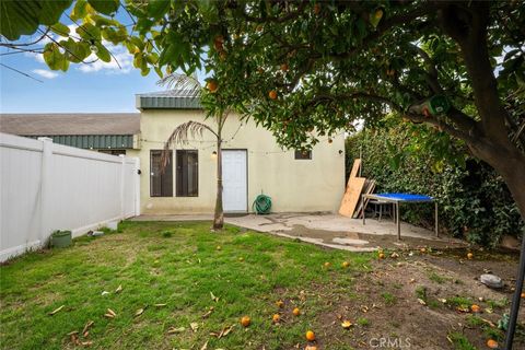 Photo of 12101 Freeman Ave, Hawthorne, CA 90250 (MLS # PW26057259)