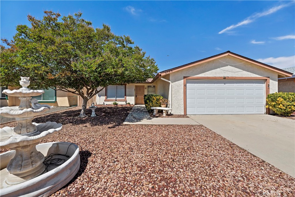 Charming property in good condition with inviting curb appeal.?
?Nice curb appeal and well-kept condition throughout.?